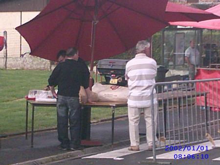 et le barbecue qui suit le stand
